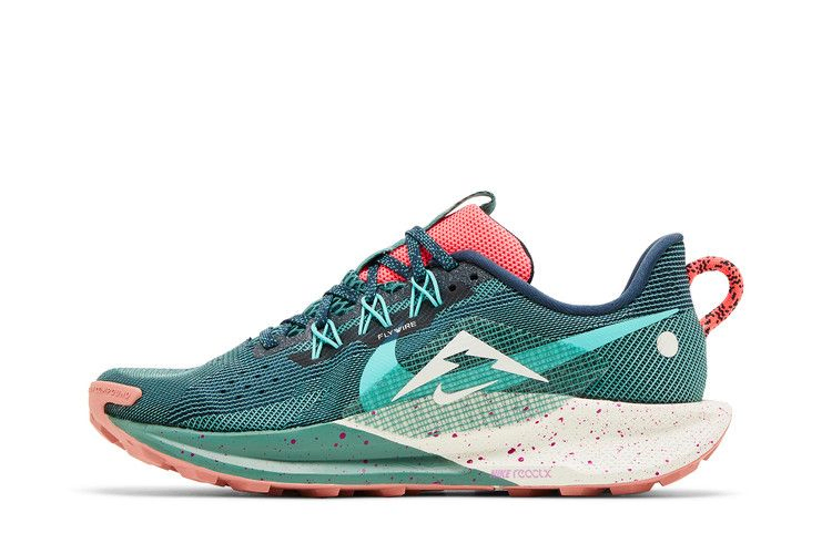 Кроссовки Nike Wmns Pegasus Trail 5 'Vivid Grape Green Frost'