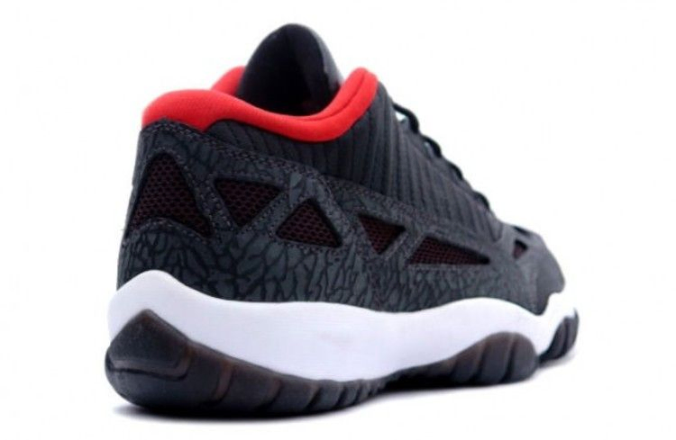 Кроссовки Air Jordan 11 Retro Low IE 'Black Charcoal Red' 2003