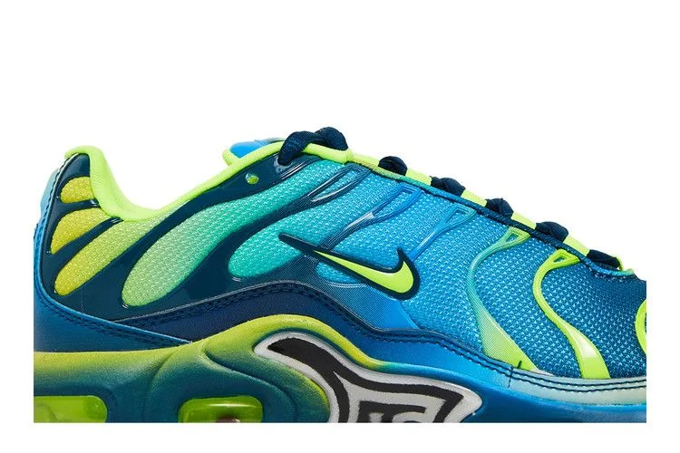 Krossovki-Nike-Air-Max-Plus-GS-Blue-Force-1