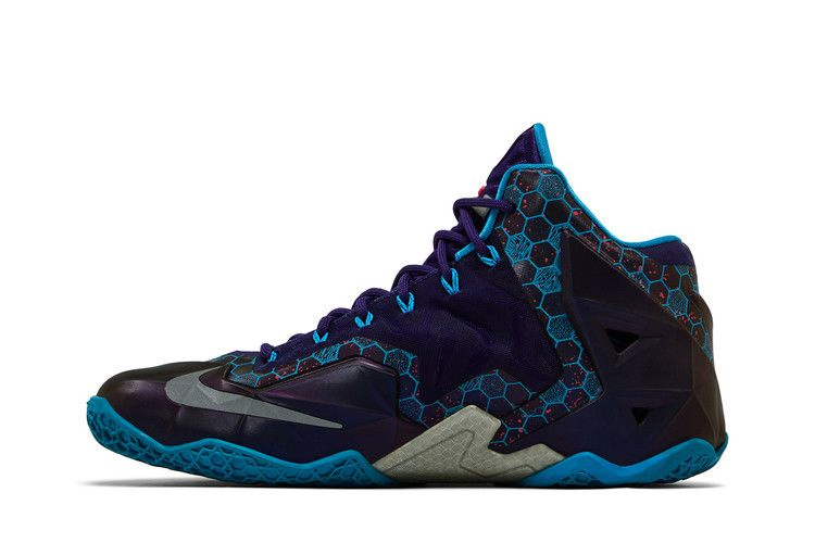 Кроссовки Nike LeBron 11 'Hornets'