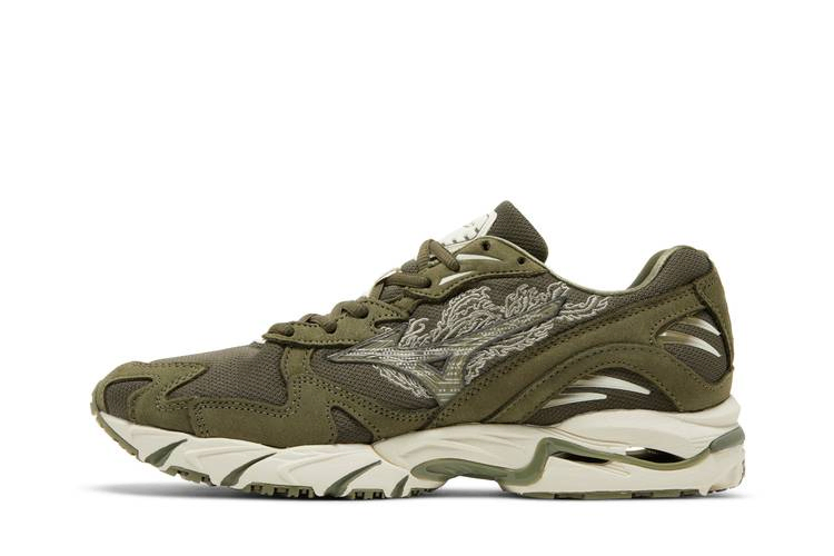 Кроссовки Mizuno Maharishi x Wave Rider 10 'Fire Phoenix'