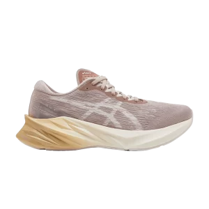 wmns-novablast-3-fawn-mineral-beige-1012b288-702-300x300