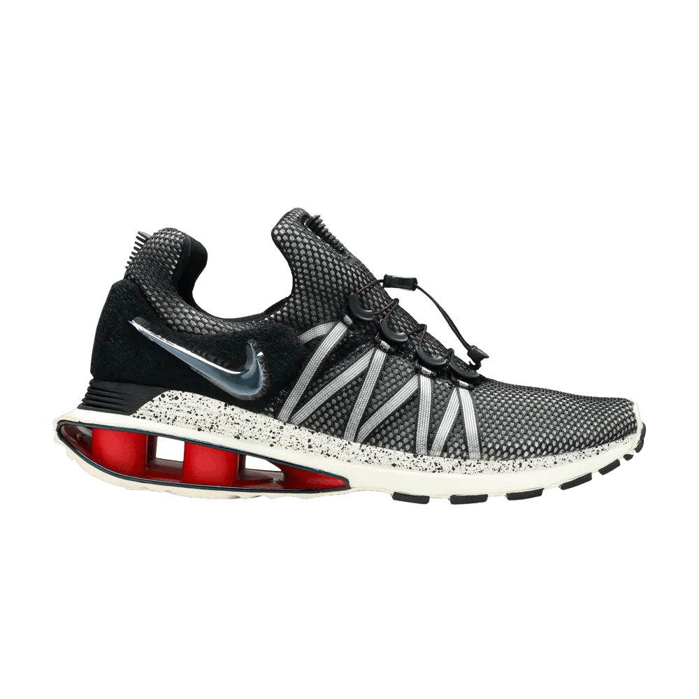 Krossovki-Nike-Shox-Gravity-Black-Sail
