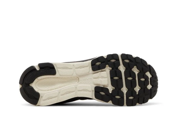 Krossovki-Under-Armour-HOVR-Infinite-3-Camo-Black-Tent-3