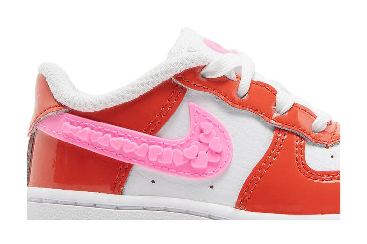 force-1-low-td-valentine-s-day-2023-fd1033-600_01
