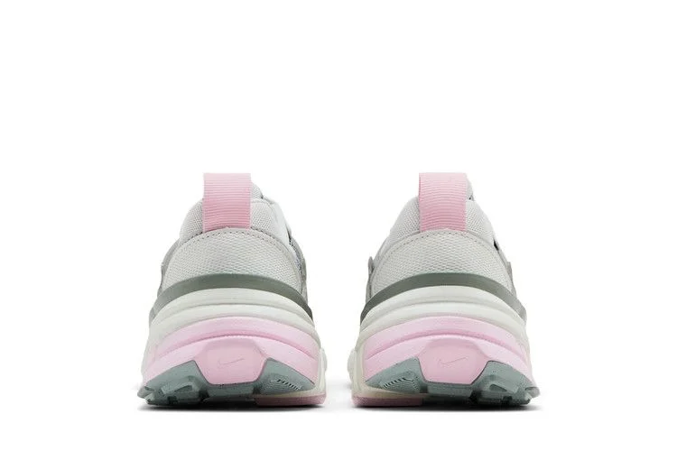 Кроссовки Nike Wmns V2K Run 'Light Pumice Pink Foam'
