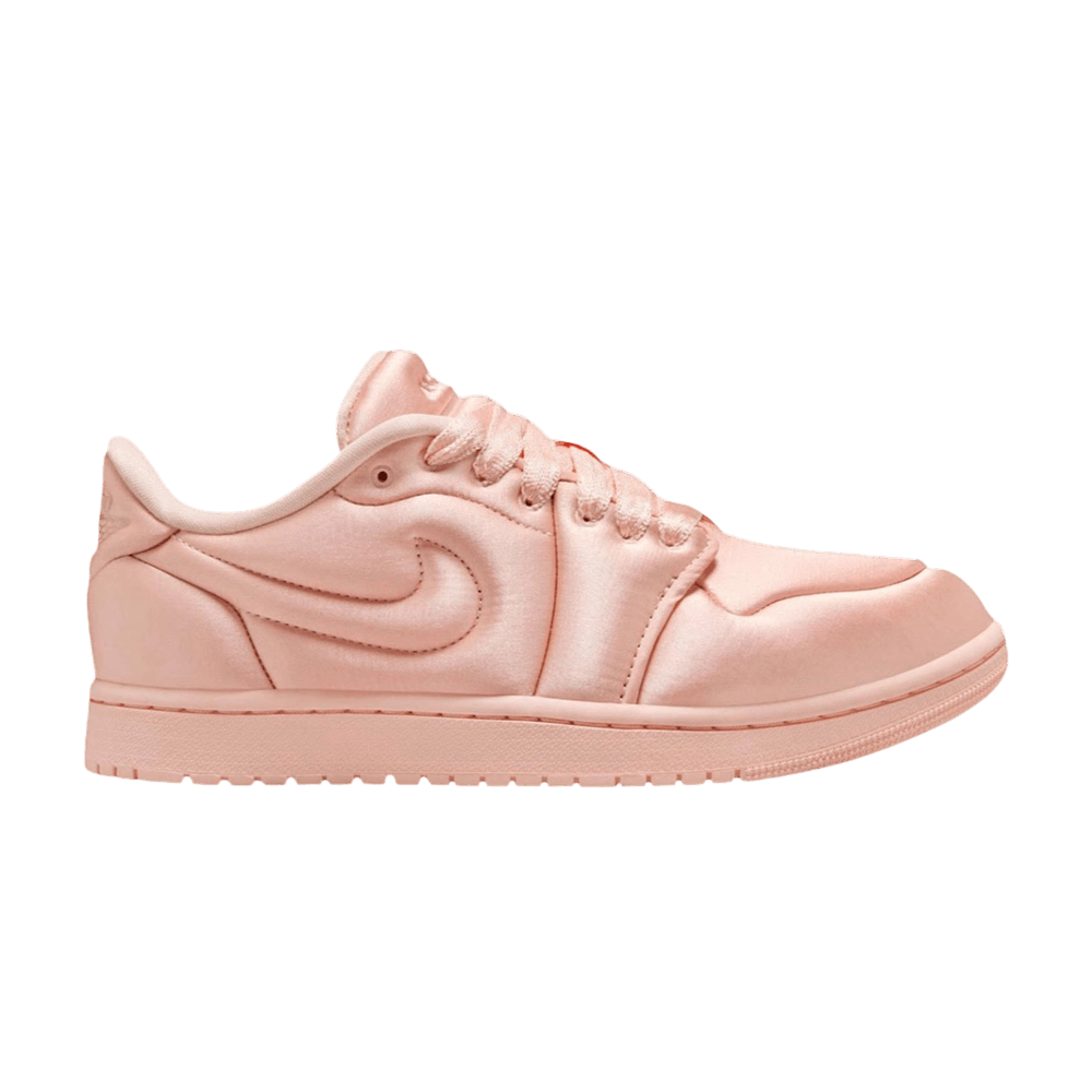Кроссовки Wmns Air Jordan 1 Low Method of Make 'Satin Guava Ice'