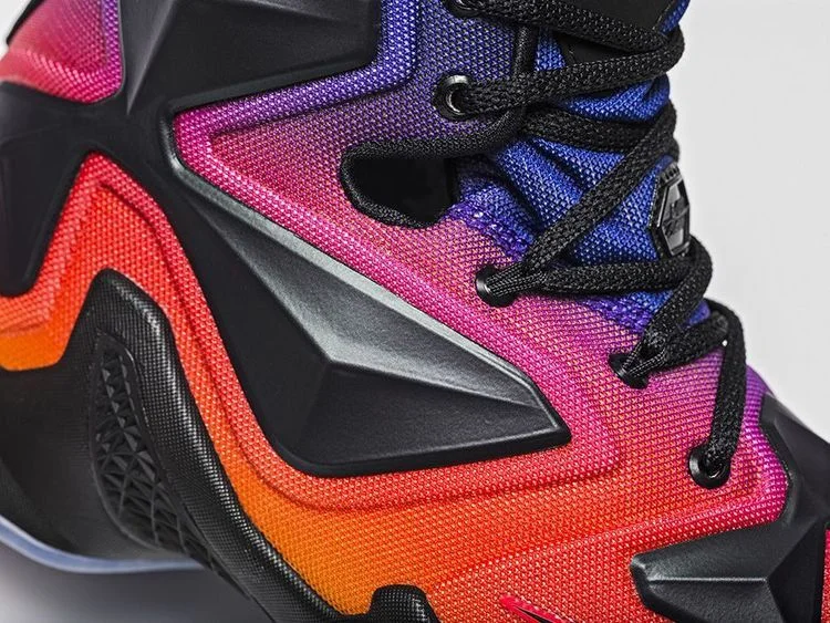 Krossovki-Nike-LeBron-13-GS-Doernbecher-4