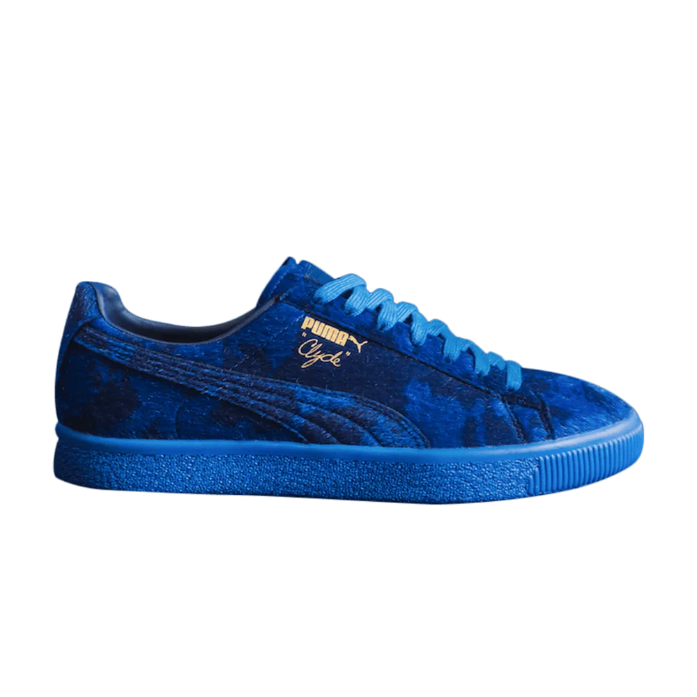 Krossovki-Packer-x-Puma-Clyde-Blue-Depths