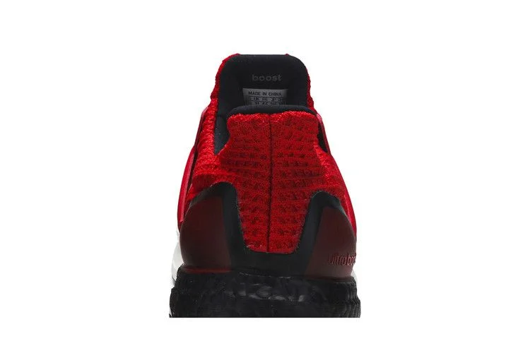 Кроссовки adidas UltraBoost 4.0 'White Scarlet'