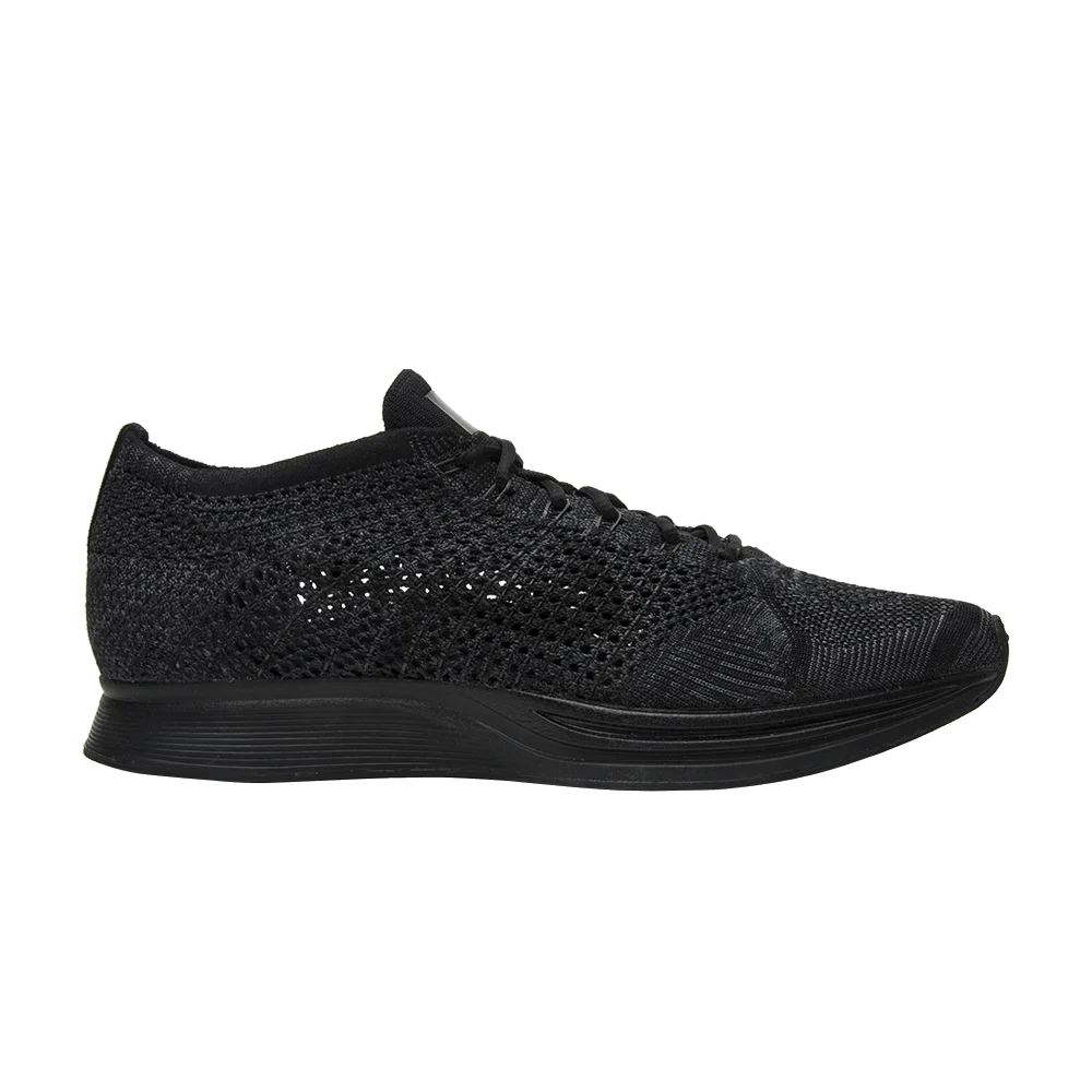 Krossovki-Nike-Flyknit-Racer-Triple-Black