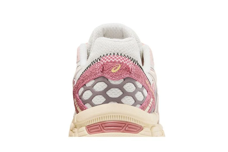 Кроссовки ASICS Wmns Gel Kahana 8 'White Pink'