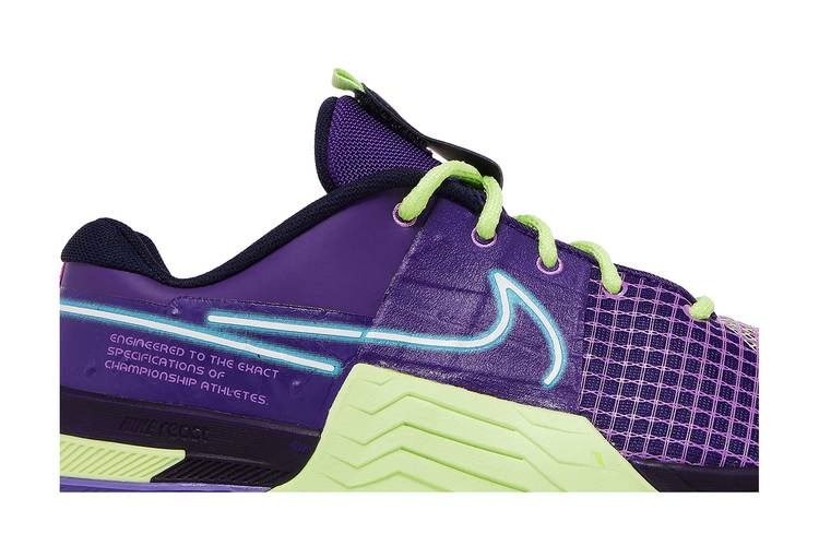 Кроссовки Nike Metcon 8 AMP 'Deep Purple Barely Volt'