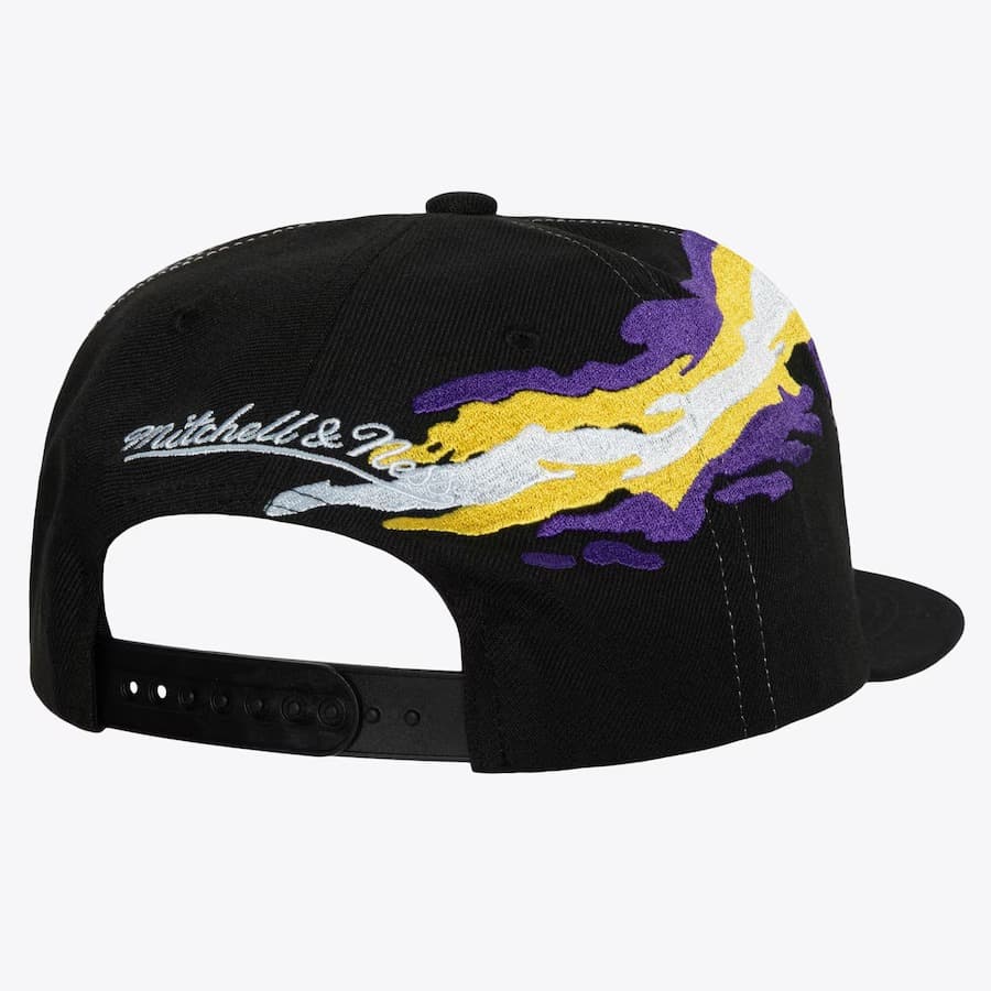 Бейсболка Mitchell & Ness Black Los Angeles Kings Vintage Paintbrush Snapback Hat