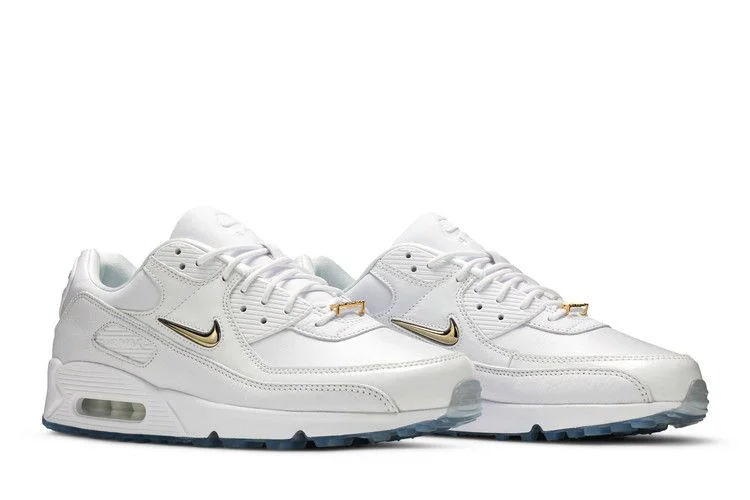 Krossovki-Nike-Air-Max-90-NRG-Pirate-Radio-7