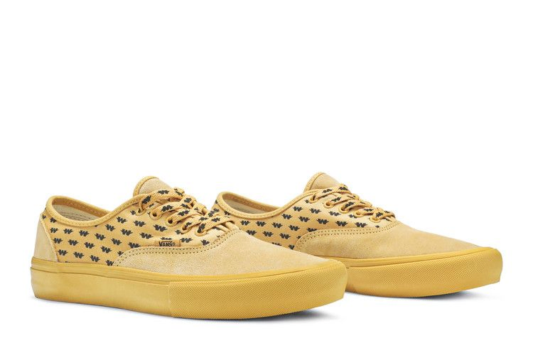 wtaps-x-authentic-syndicate-vn000efpgwe_07