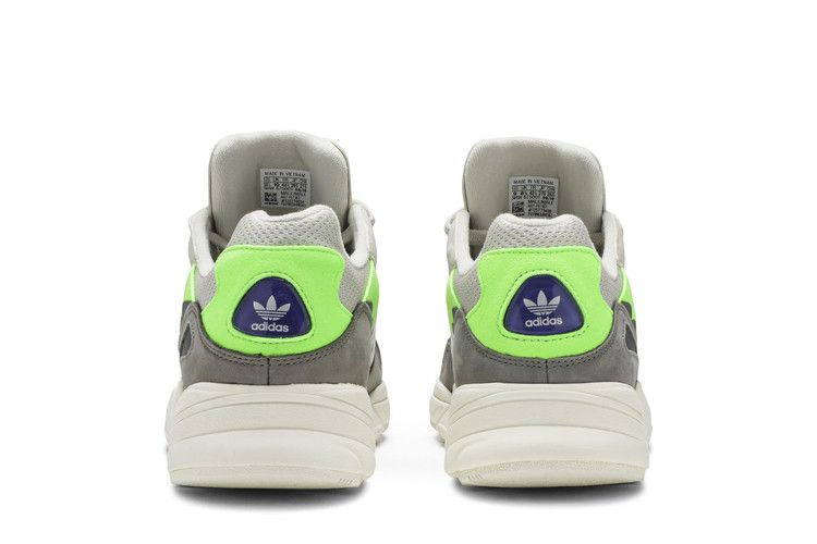 yung-96-f97182_05