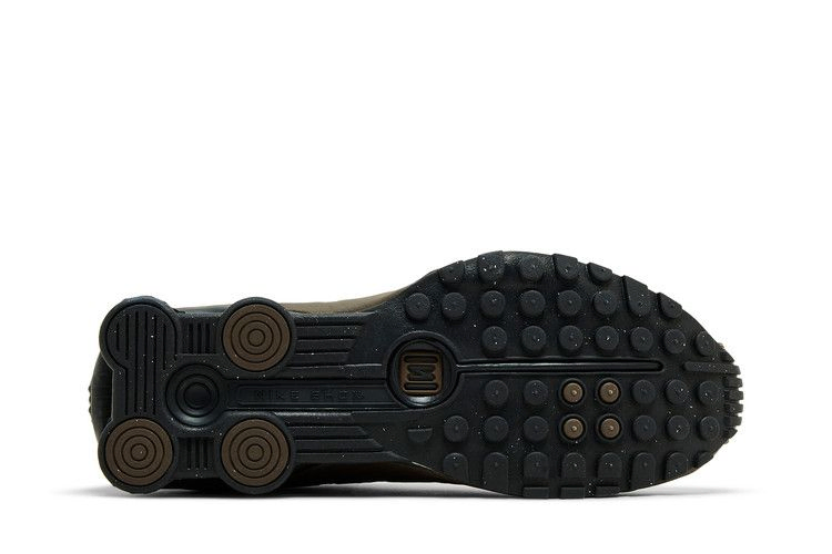 wmns-shox-r4-off-noir-ironstone-ar3565-007_03