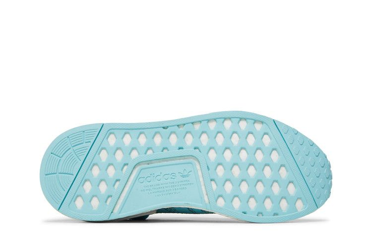 nmd_r1-hazy-sky-h01918_03