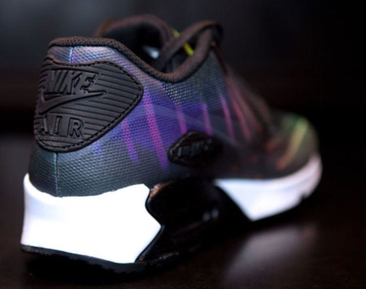 Кроссовки Hurley x Nike Air Max 90 + 'Phantom 4D'