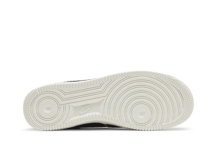 Кроссовки Nike Air Force 1 '07 LV8 'Multi-Material'