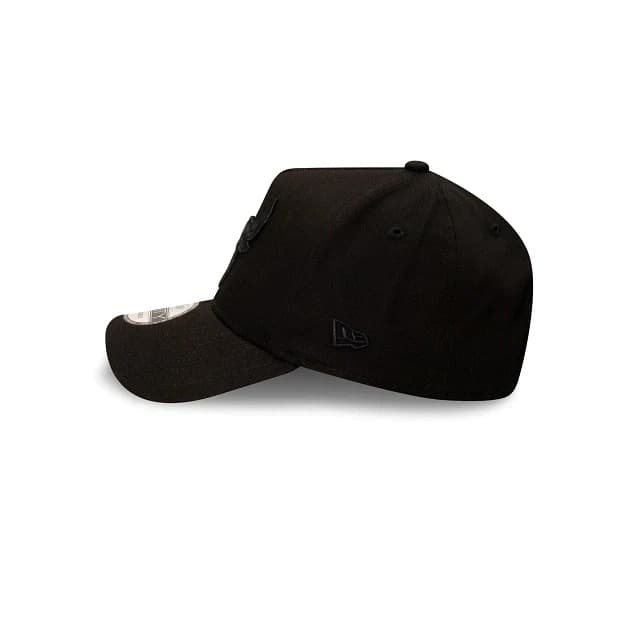 Бейсболка New Era Chicago Bulls All-Black 9FORTY A-Frame NBA Snapback Hat