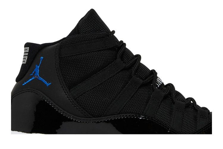 air-jordan-11-retro-gs-space-jam-2009-release-378038-041_01