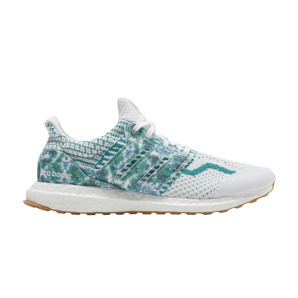Кроссовки adidas UltraBoost 5.0 'Cloud White Green'