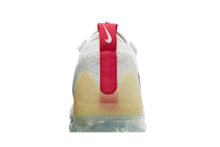 wmns-air-vapormax-2021-flyknit-photon-dust-midnight-navy-dh4090-002_06