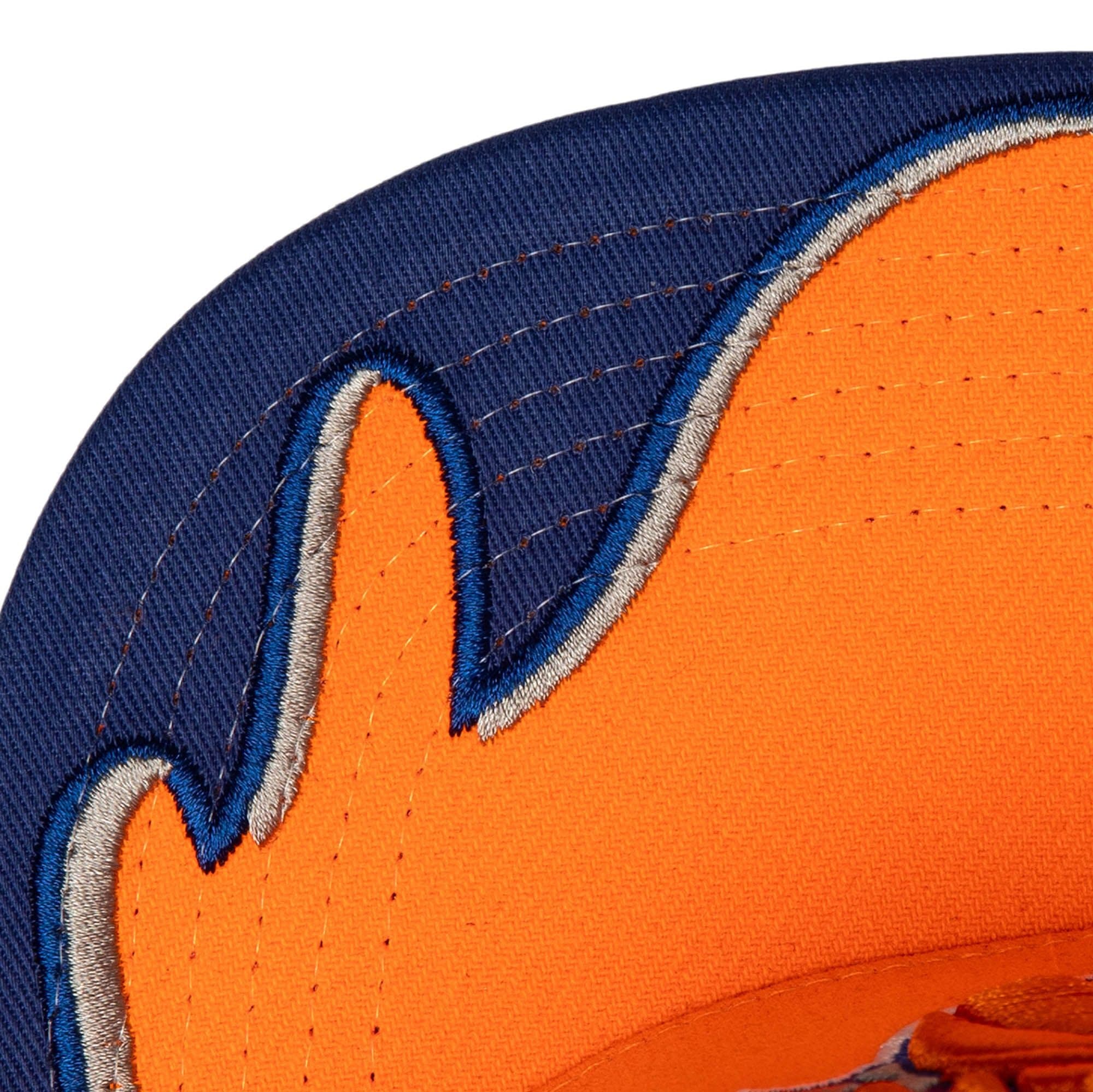 Бейсболка Mitchell & Ness Rising Tide Snapback New York Knicks