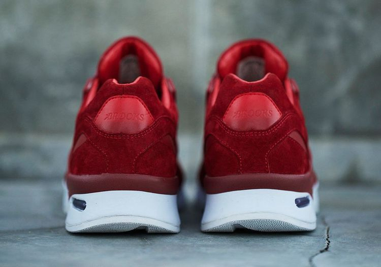 Кроссовки Bait x Brooks Regent 'Inferno'