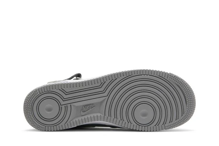 Krossovki-Nike-Air-Force-1-Mid-Jewel-QS-NYC-Cool-Grey-3