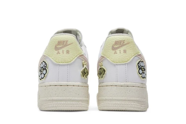 Кроссовки Nike Wmns Air Force 1 '07 SE 'Flower Power'