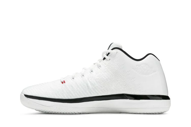 Krossovki-Air-Jordan-31-Low-Bulls-2