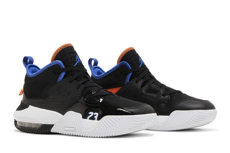 jordan-stay-loyal-2-knicks-dq8401-048_07