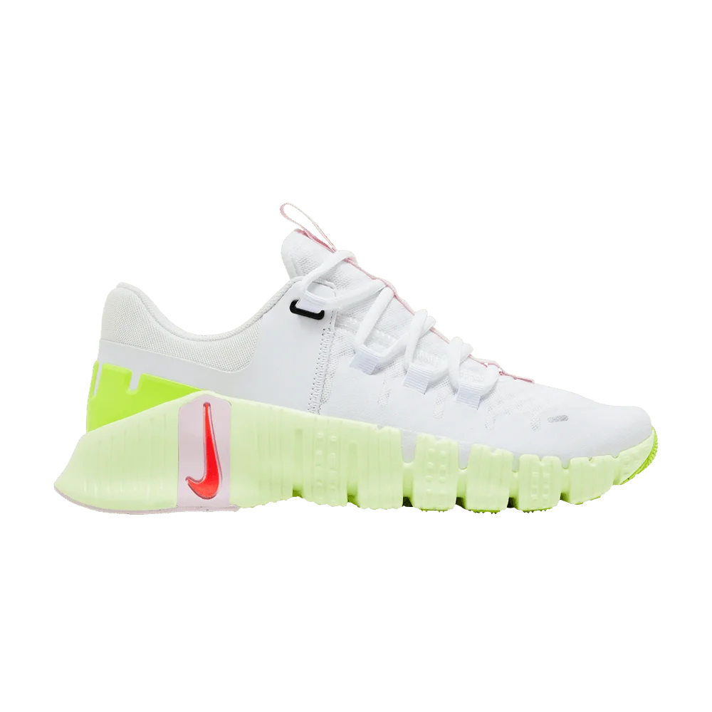 Krossovki-Nike-Wmns-Free-Metcon-5-White-Barely-Volt