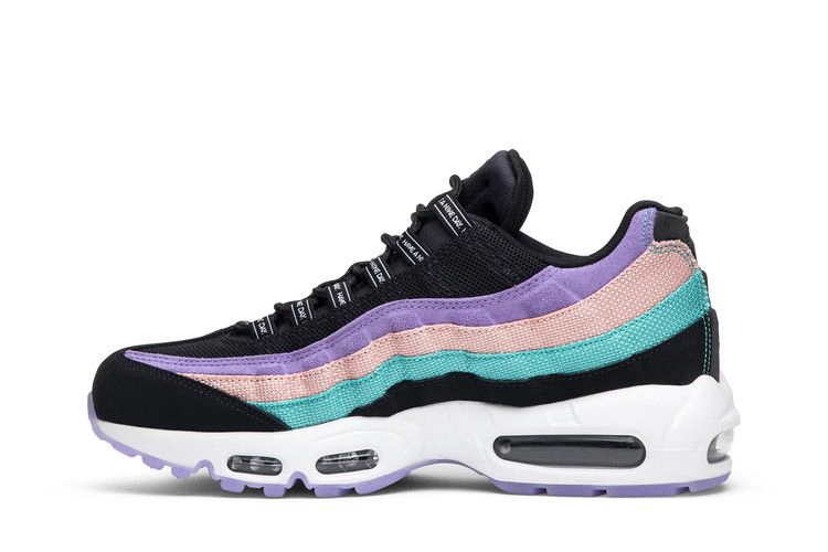 air-max-95-have-a-nike-day-am95-hand_02