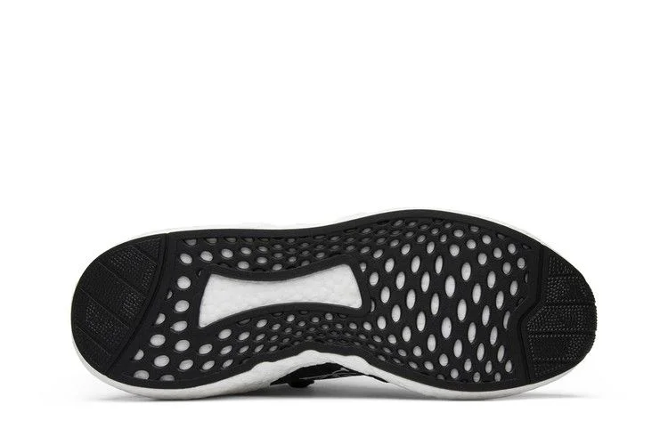 Krossovki-Mastermind-x-adidas-EQT-Support-Mid-Core-Black-3