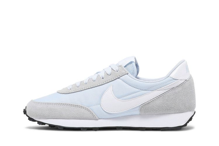 wmns-daybreak-football-grey-ck2351-009_02