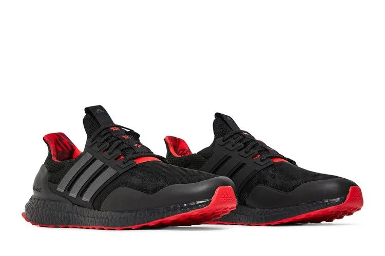 Krossovki-adidas-UltraBoost-DNA-Mono-Chinese-New-Year-7