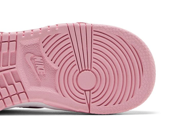 dunk-low-td-medium-soft-pink-fb9107-125_04
