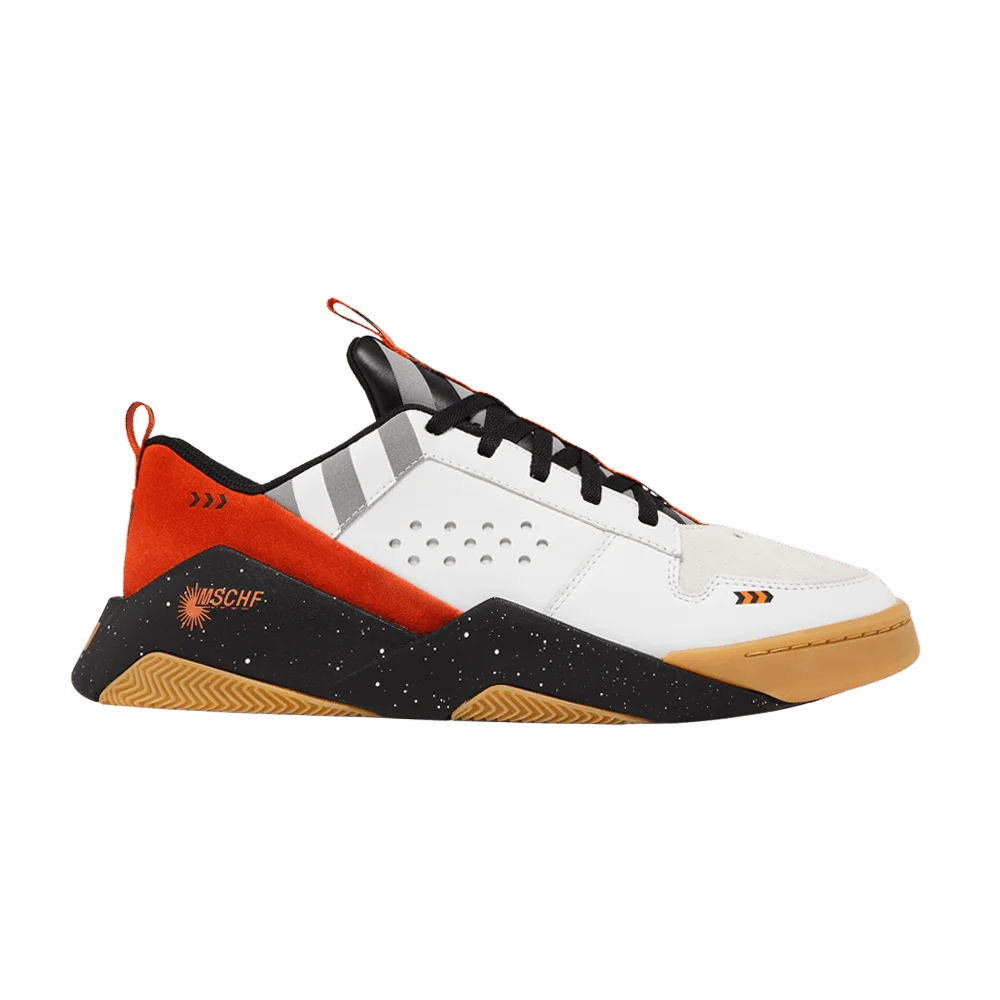 Krossovki-MSCHF-FWD-Shoe