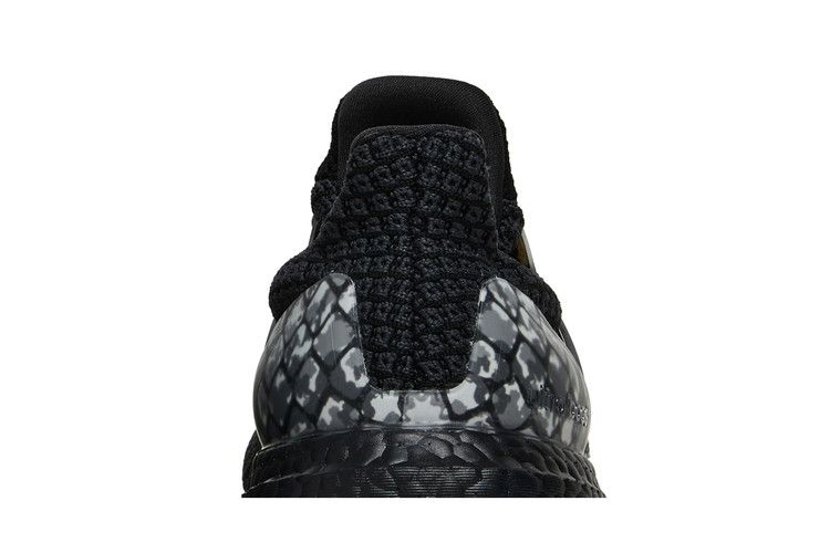 Кроссовки Adidas UltraBoost 5.0 DNA 'Black Python'