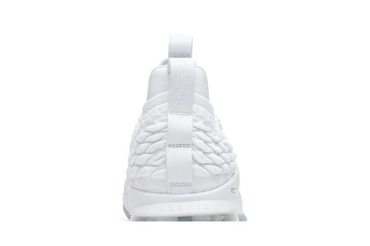 Krossovki-Nike-LeBron-15-Low-EP-White-6