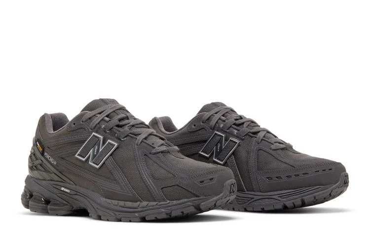 Krossovki-New-Balance-1906R-Cordura-Magnet-7