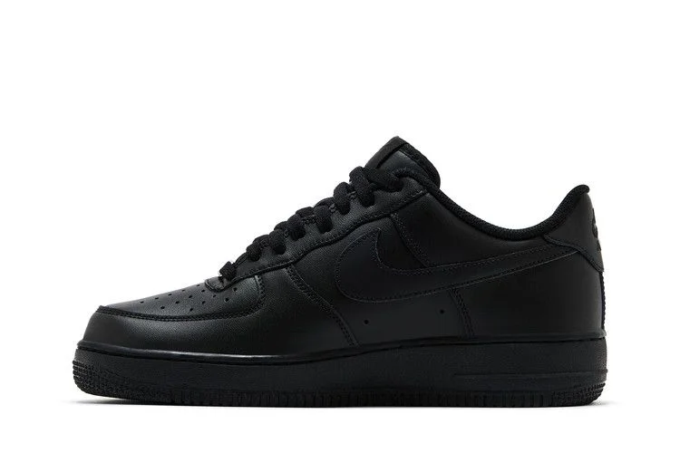 Кроссовки KAWS x Sky High Farm Workwear x Nike Air Force 1 'Black'