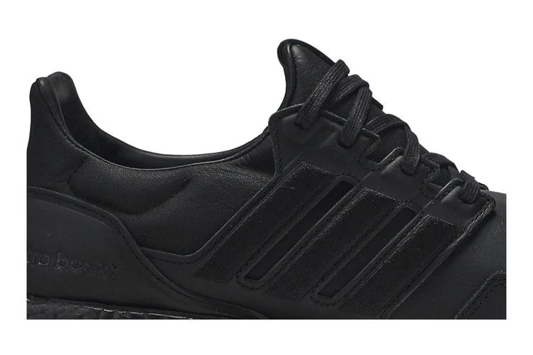 Krossovki-adidas-Mens-UltraBoost-Leather-Core-Black-1