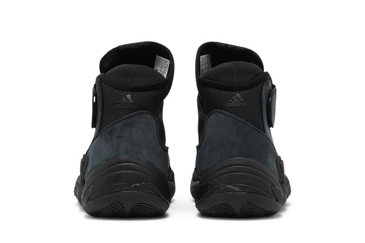 Кроссовки Pharrell x adidas Crazy BYW 0 To 60 'Triple Black'
