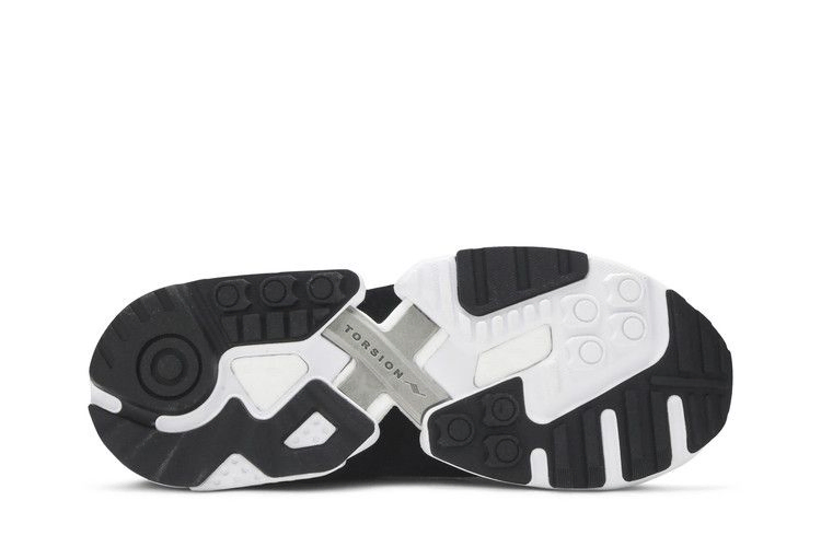 y-3-zx-torsion-black-ef2624_03