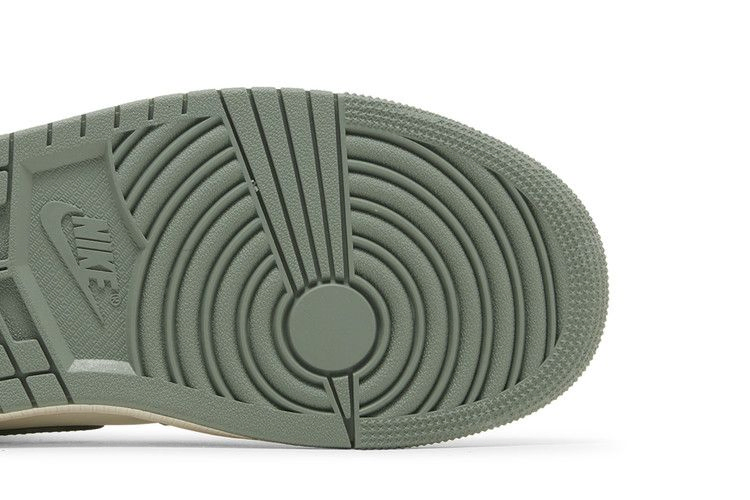 Кроссовки Wmns Air Jordan 1 Mid 'Jade Smoke'
